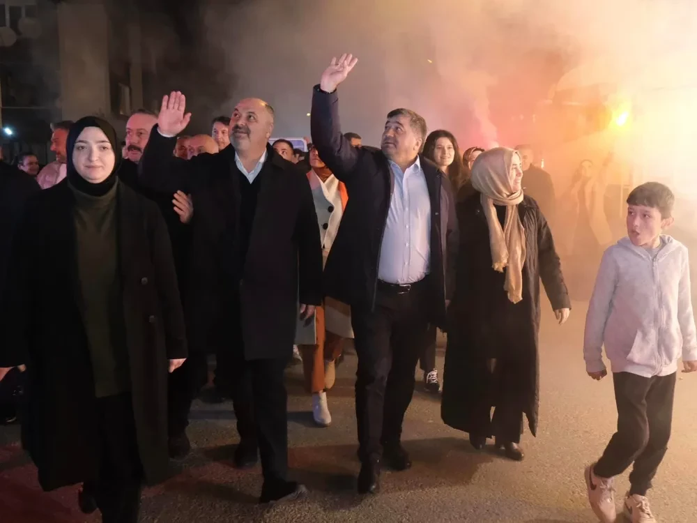 MİTİNG GİBİ BULUŞMA!  